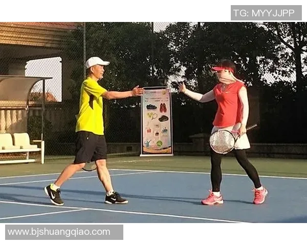 王伟独家分享网球心得与技巧助你提升球技的秘诀与经验总结